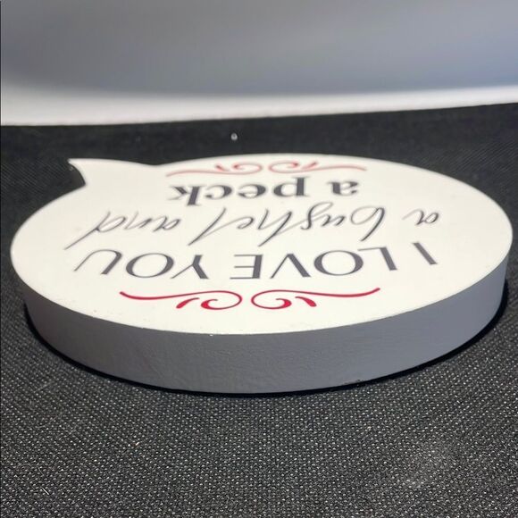 White and Black Decorative Speech Bubble Sign - Picture 4 of 5